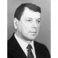 Лашманов Юрий Михайлович